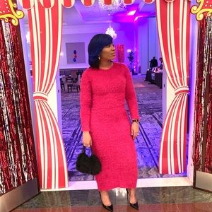 Ladies long sleeve slim fuzzy pink maxi dress!